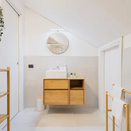 Easylife - Milano - Vincenzo 3 - Sant Ambrogio-3
